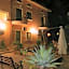 Villa Aurora