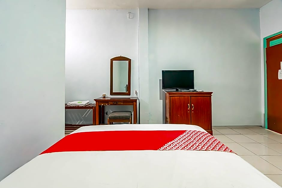 Hotel O Arjosari Near Plaza Araya Formerly Hotel Nugraha