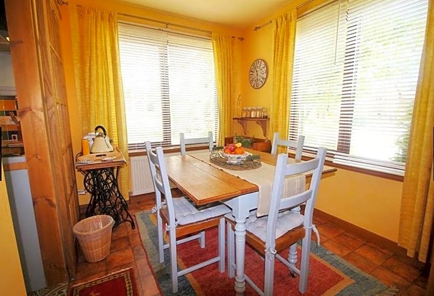 Sunflower Bed & Breakfast