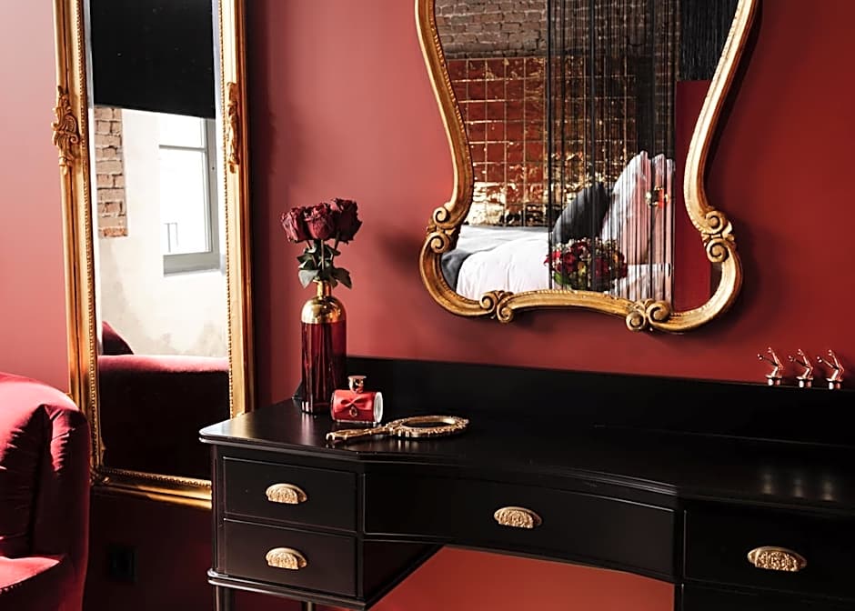 Cousins Boutique Hotel