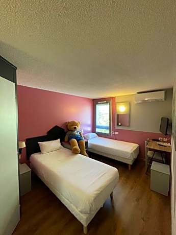 Comfort Quadruple Room