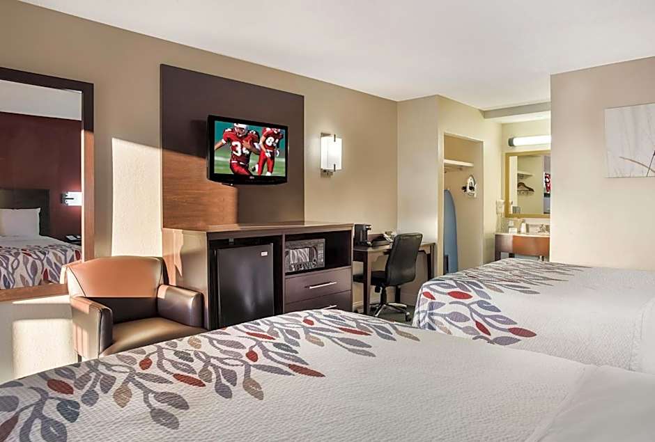 Red Roof Inn Tupelo