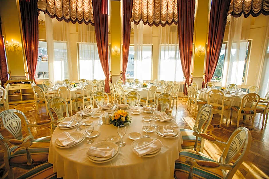 Hotel Intourist Palace Batumi