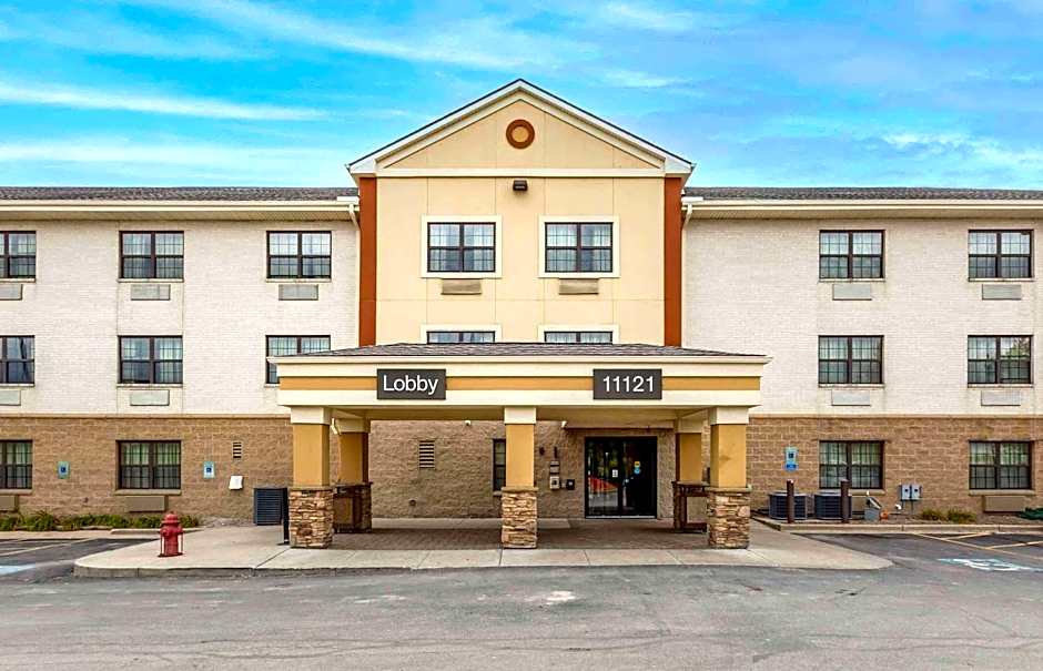 Extended Stay America Select Suites - Milwaukee - Wauwatosa