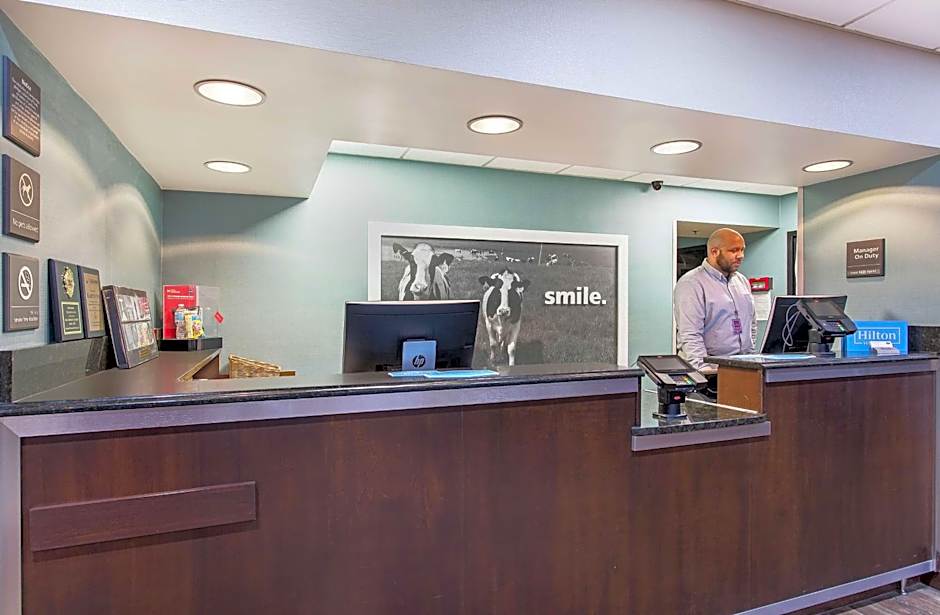 Hampton Inn By Hilton Cullman