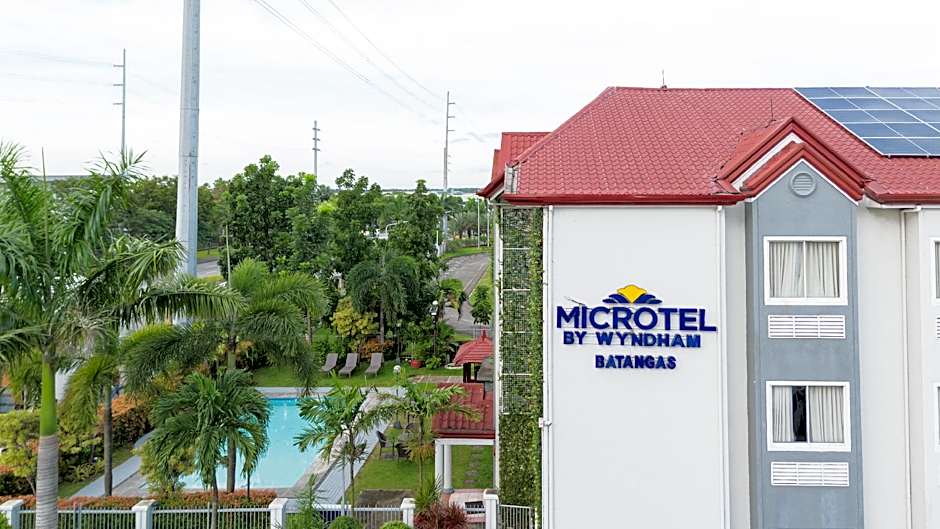Microtel by Wyndham Batangas