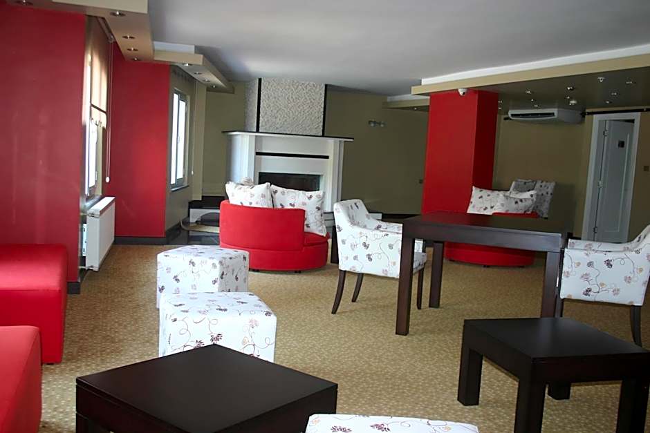 Grand Ahos Hotel
