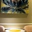 Chinggis Khaan Hotel