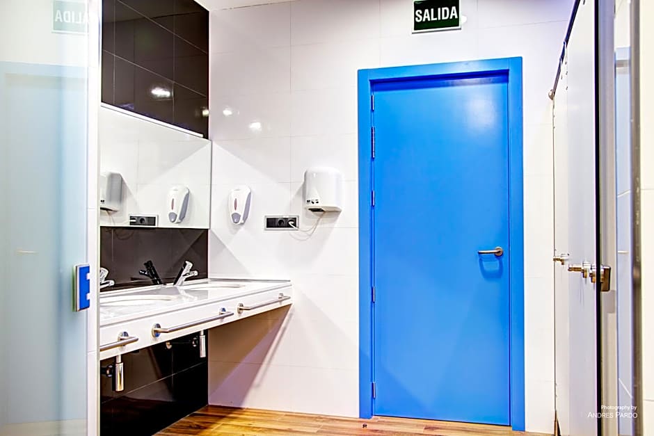 Urban Youth Hostel