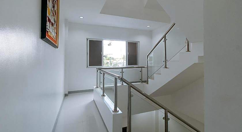 RedDoorz @ St. Catherine Residences Olongapo City