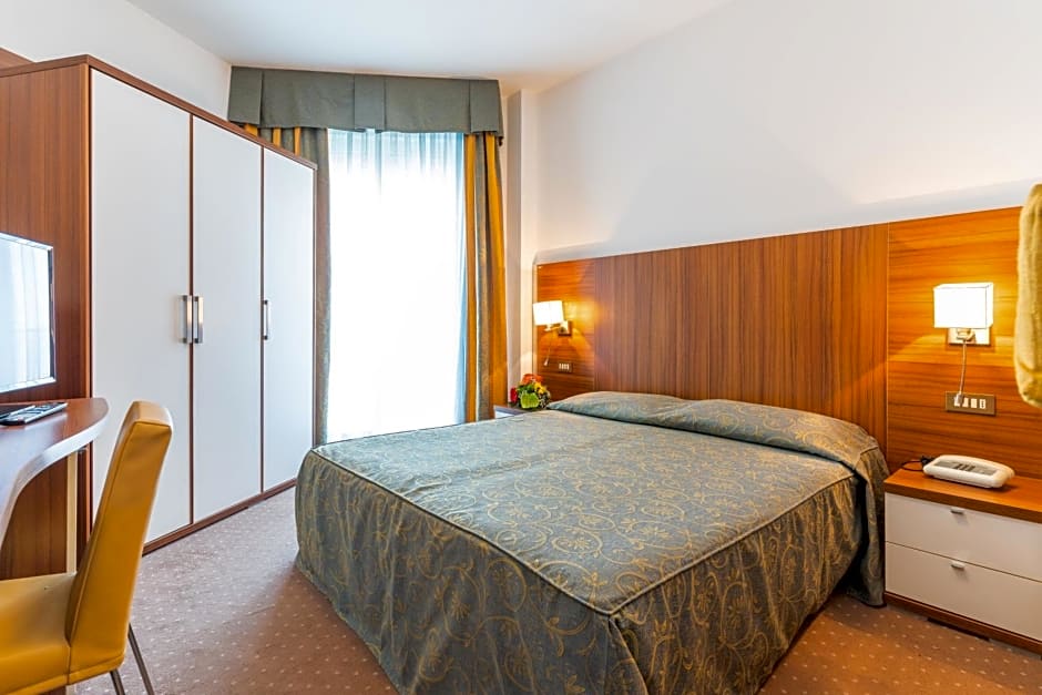 Hotel Touring