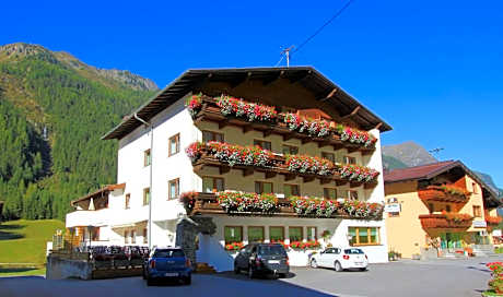 Hotel St-Leonhard