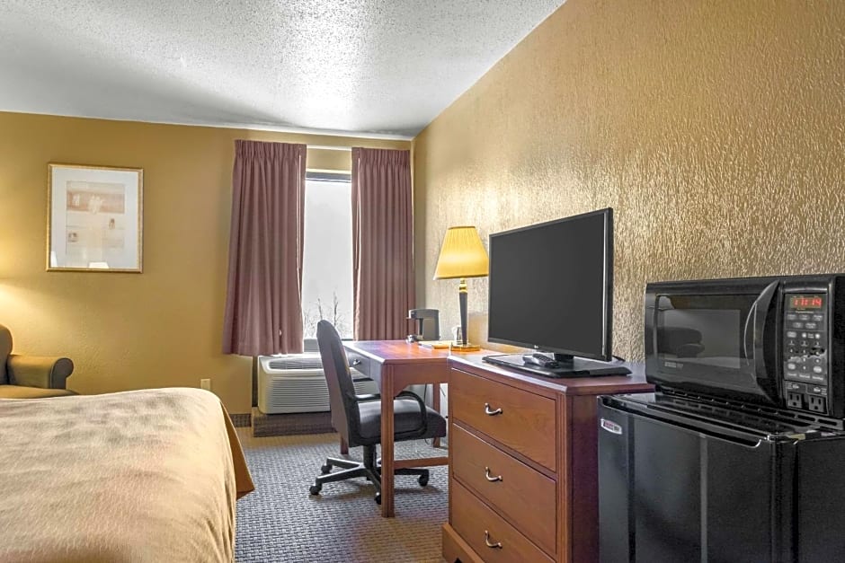 Comfort Inn & Suites
