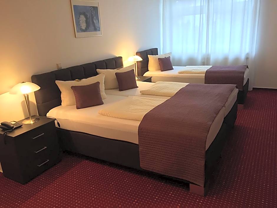 Photo 1 of 3 of Triple Room
