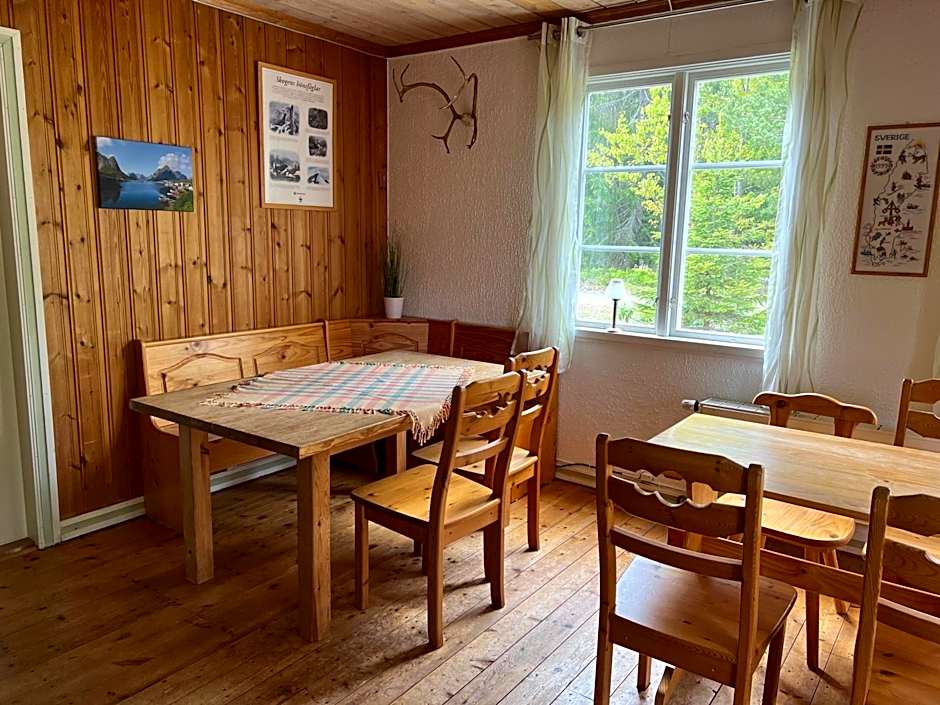 Nya Skogsgården Hostel