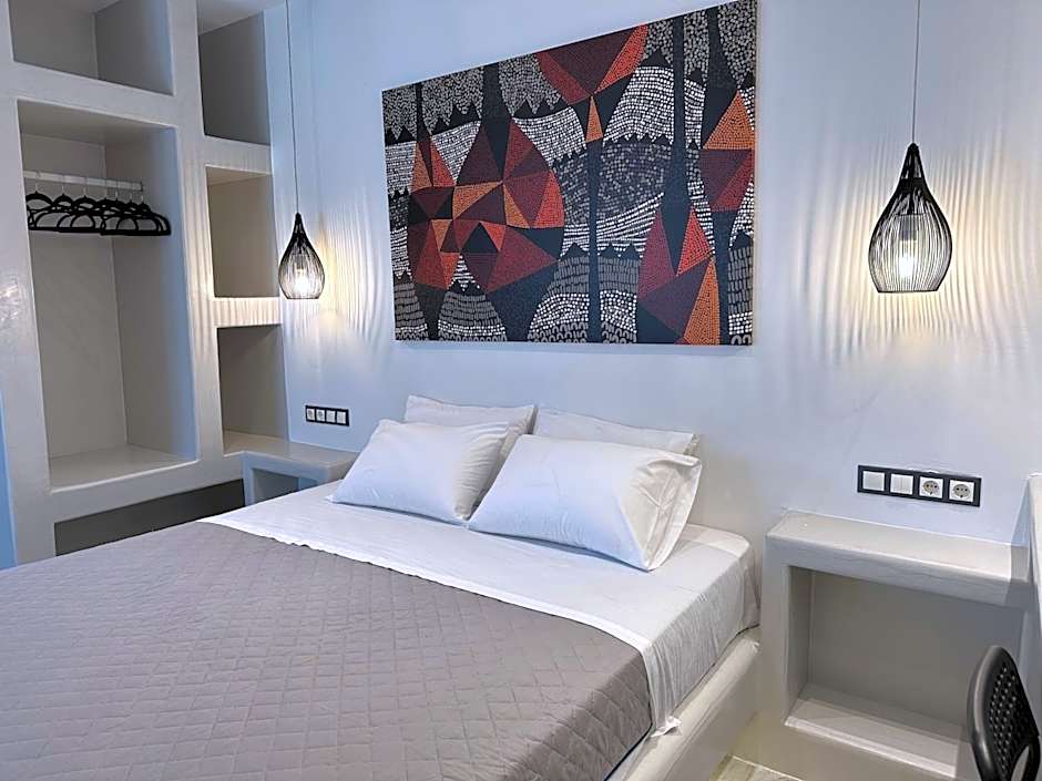 Aphrodite Hotel & Apartments