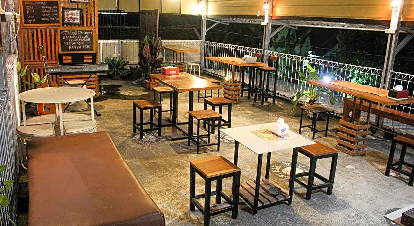 Capital O 2258 Santana Syariah Guest House