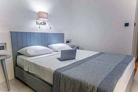 Standard Double or Twin Room with Balcony