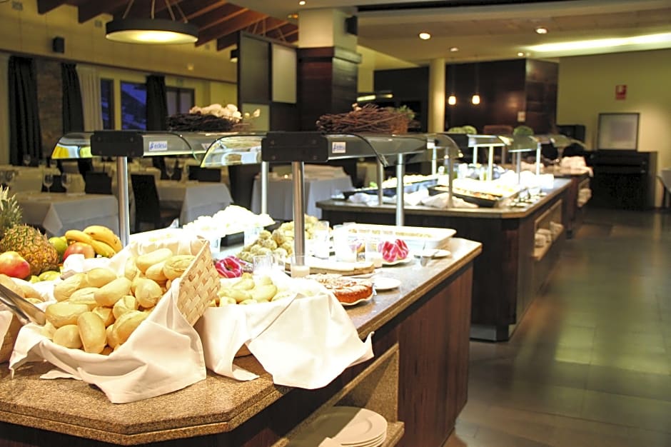 Fun Aragon Hills Hotel & Spa