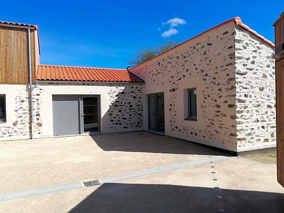 LA BORDERIE - MAISON DES RANDONNEES - Gîte étape - gîte de groupe