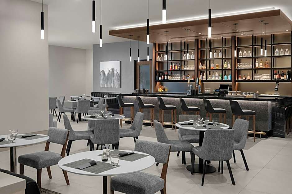 AC Hotel by Marriott Lansing University Area