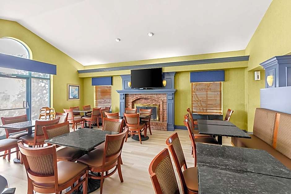 Clarion Inn Cranberry Township