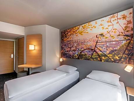 B&B HOTEL Freiburg-West