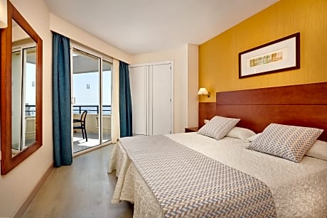 APARTMENT SEA VIEW 2 ADULTS + 2 CHILDREN