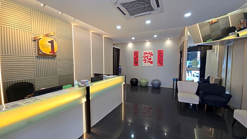 One Point Hotel @ Rh Plaza