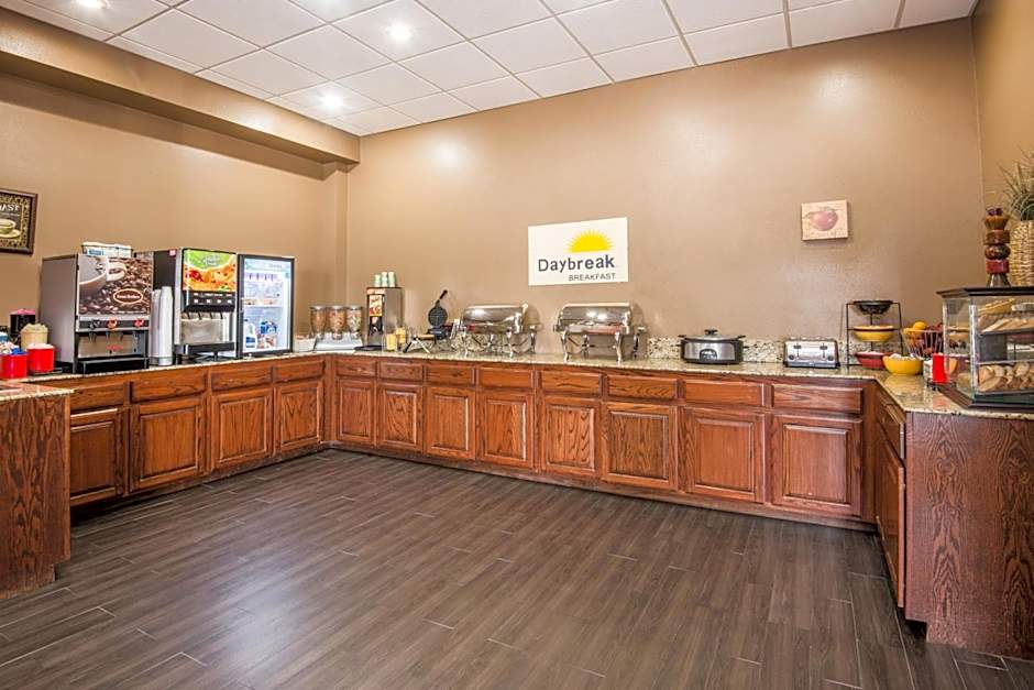 Days Inn by Wyndham Joplin