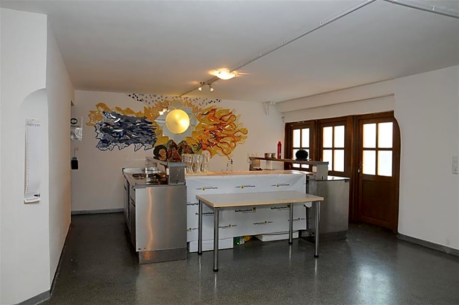 Geinberg Suites & Vianova  Center