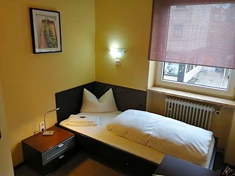Budget Single Room