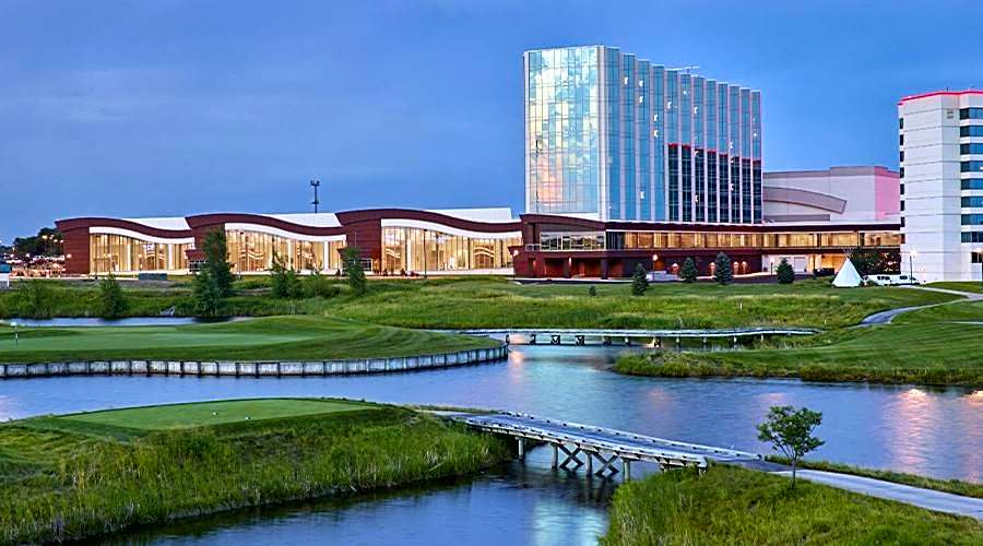 Mystic Lake Casino Hotel