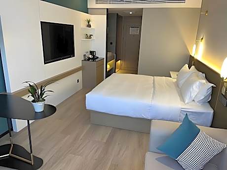 GTI - Oriental 1 Bed Room