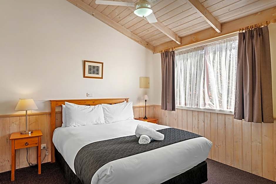 Photo 1 of 7 of Superior 1 Bedroom Cabin