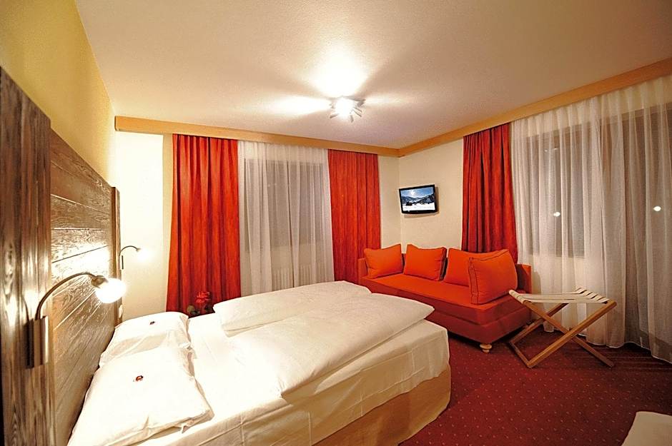 König - Joker Card included in Summer