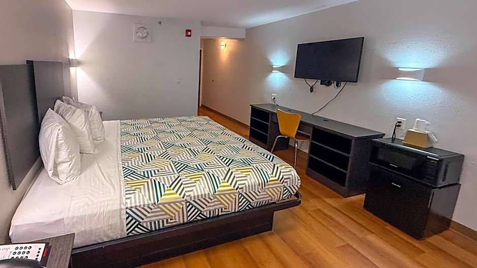 Motel 6-Oklahoma City, OK - South