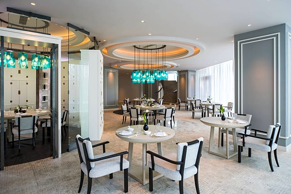 Renaissance by Marriott Suzhou Taihu Lake Hotel