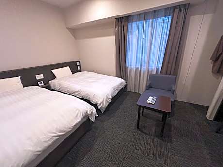 Twin Room - Non-Smoking - No Daily Cleaning