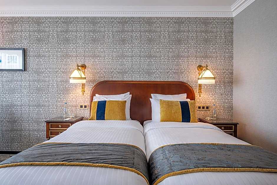 Hotel Barsey by Warwick