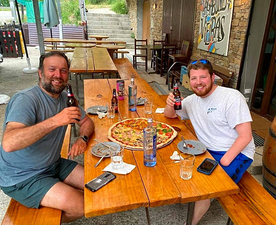 Vagabond Vieiras Beds & Communal Dinner Albergue LE-210