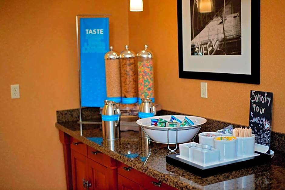 Hampton Inn By Hilton Evanston