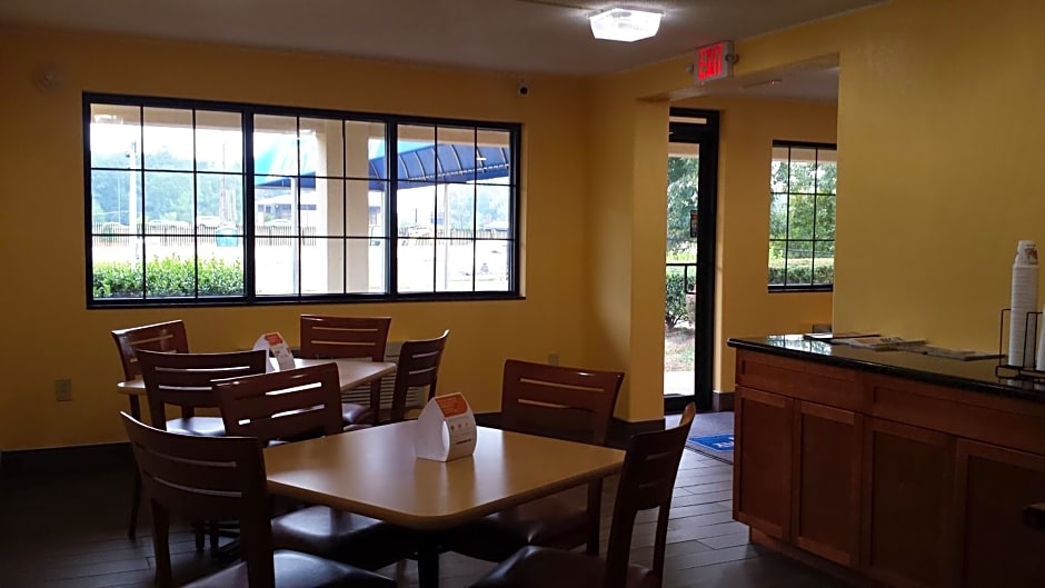 Rodeway Inn Joint Base Andrews Area