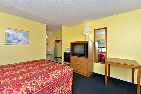 1 Queen Bed Non-Smoking