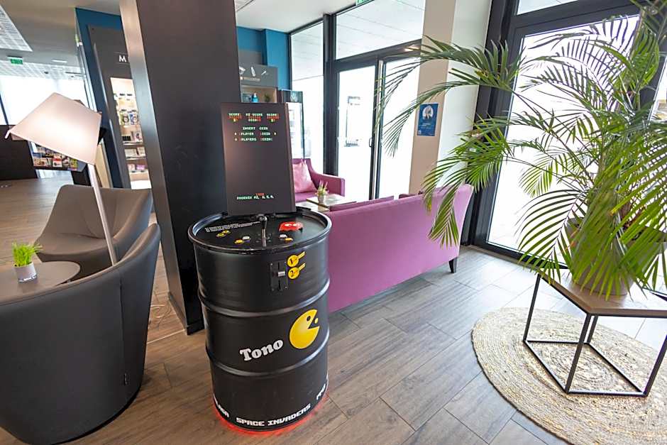 CAMPANILE BELFORT MONTBELIARD Gare La Jonxion