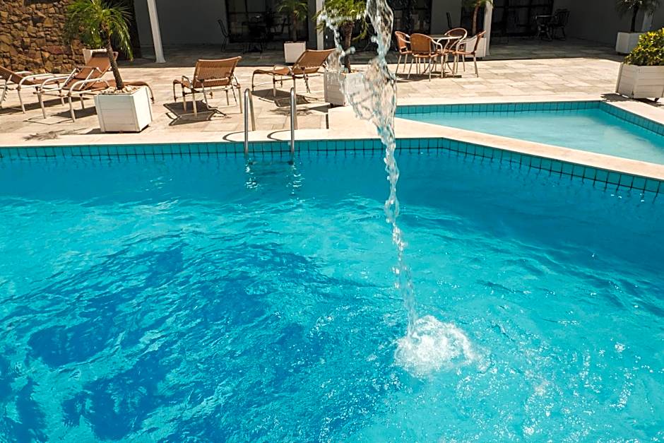 Bristol Exceler Plaza Hotel