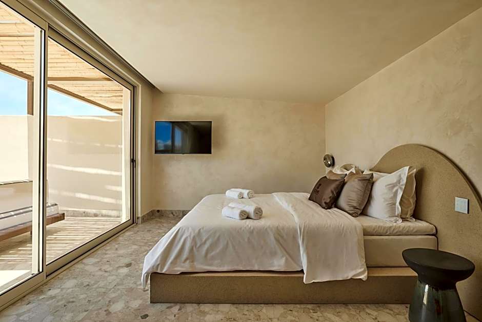 Uzenie All Suites Boutique Resort