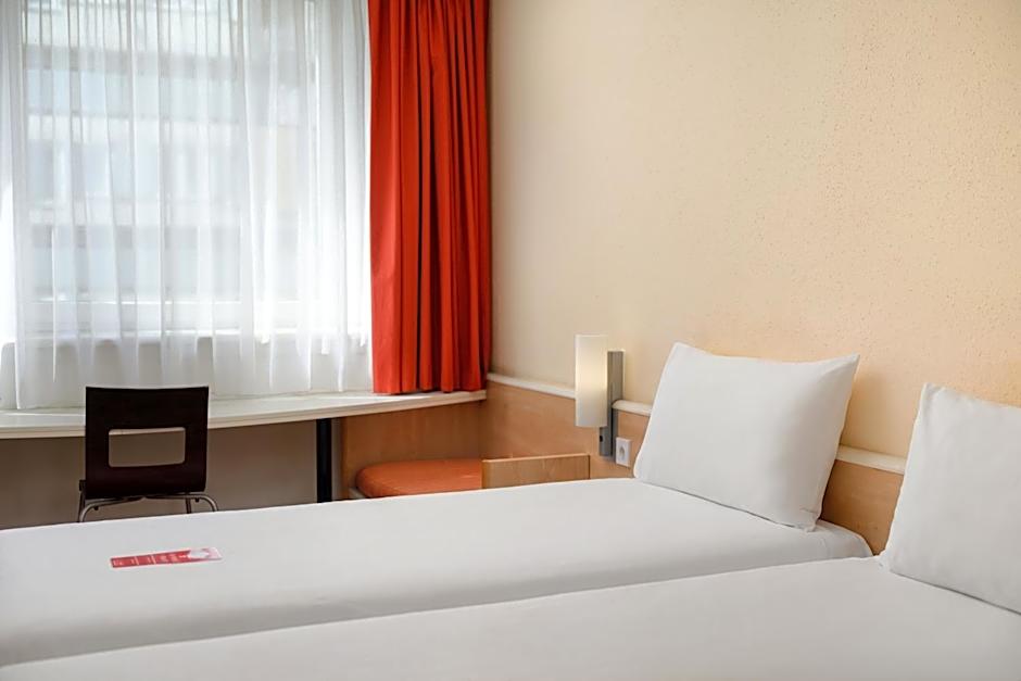 Ibis Budapest City