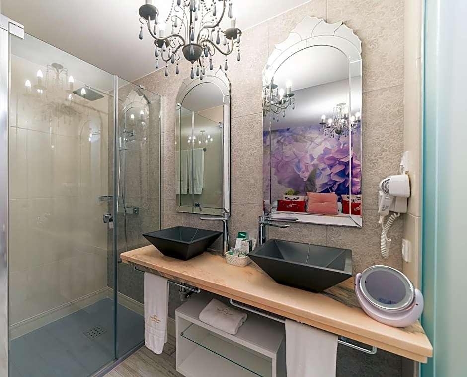 Rey Don Pedro Luxury Home