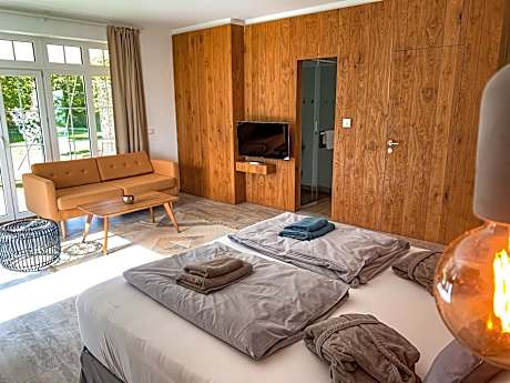 Chalets Franciska Major, Pro Village